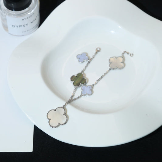 [Panda Jewelry]CLOVER BRACELET 5 MOTIFS MOP CHALCEDONY SILVER