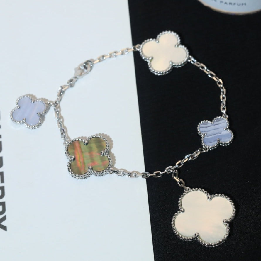 [Panda Jewelry]CLOVER BRACELET 5 MOTIFS MOP CHALCEDONY SILVER