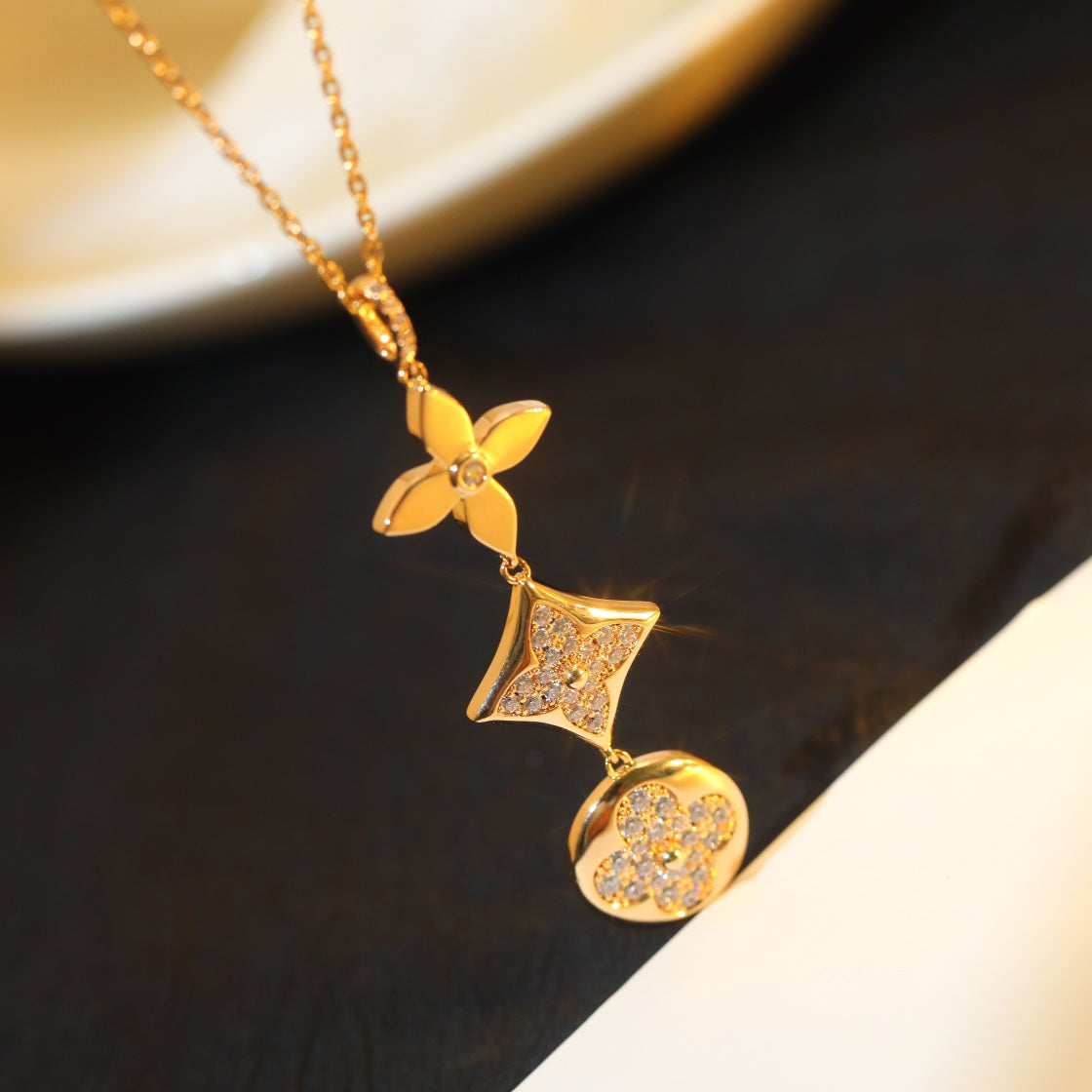 [Panda Jewelry]STAR AND SUN DIAMOND PINK GOLD NECKLACE