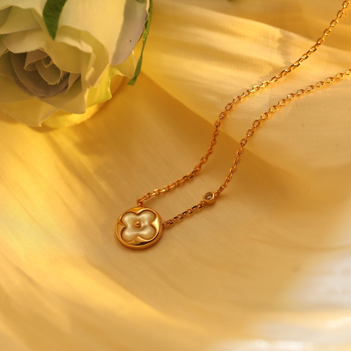 [Panda Jewelry]SUN PEDANT PINK GOLD 1 DIAMOND NECKLACE