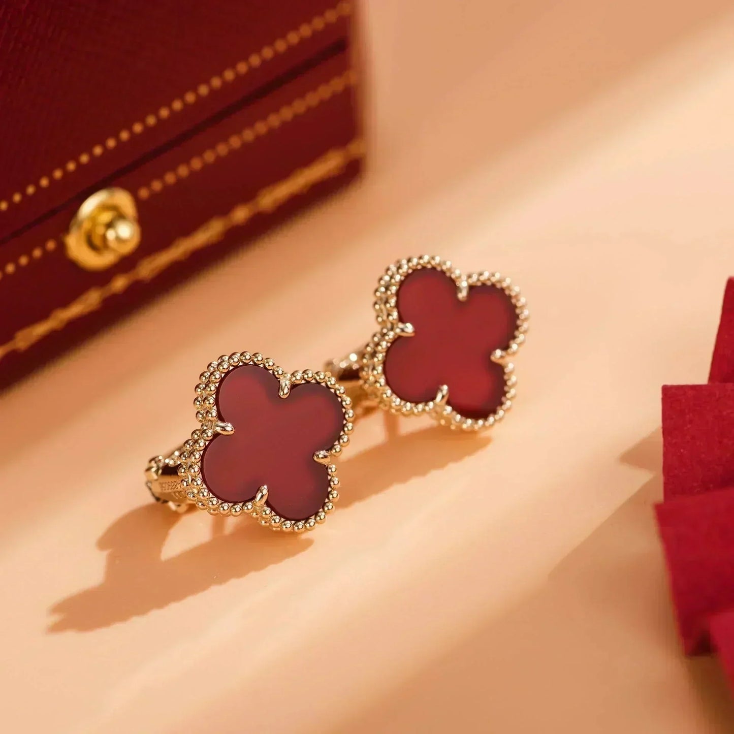 [Panda Jewelry]CLOVER MEDIUM 1 MOTIFS CARNELIAN  EARRINGS
