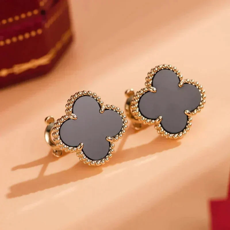 [Panda Jewelry]CLOVER MEDIUM 1 MOTIFS  ONYX STUD EARRINGS