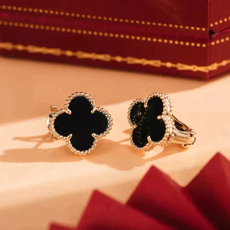 [Panda Jewelry]CLOVER MEDIUM 1 MOTIFS  ONYX STUD EARRINGS