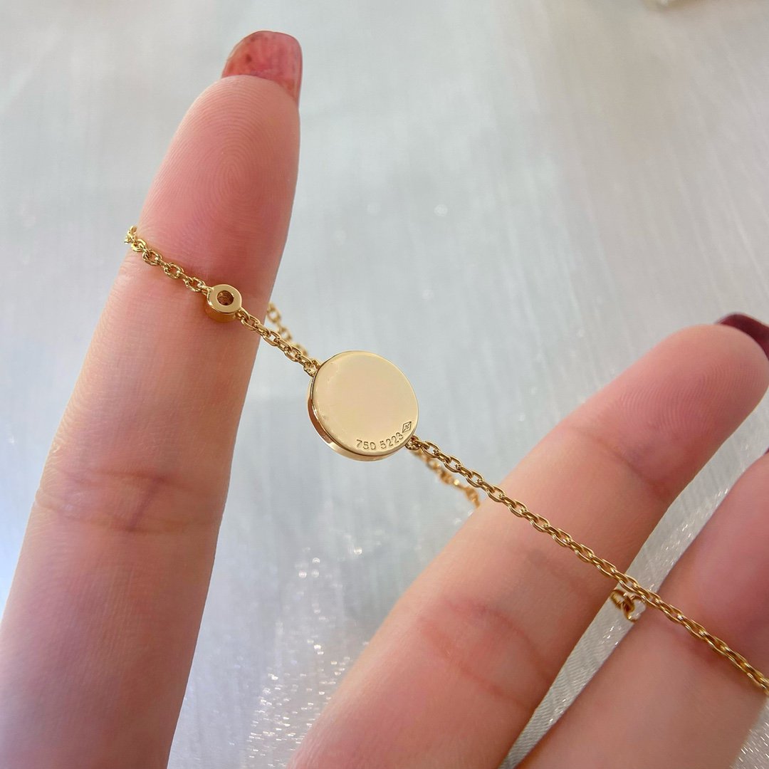 [Panda Jewelry]SUN PEDANT CARNELIAN BRACELET