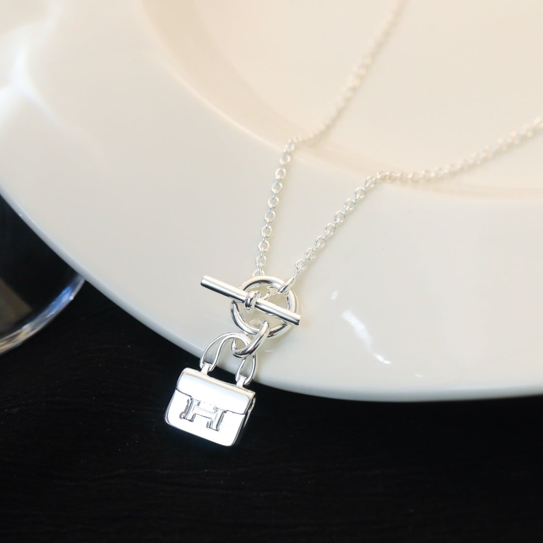 [Panda Jewelry]POP H PEDANT SILVER NECKLACE