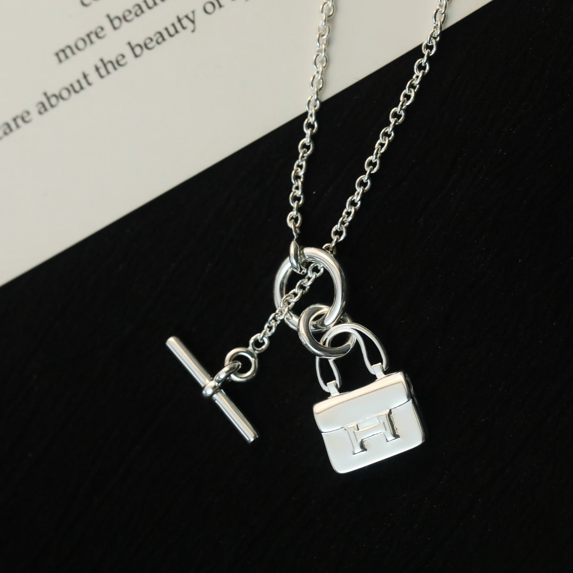 [Panda Jewelry]POP H PEDANT SILVER NECKLACE