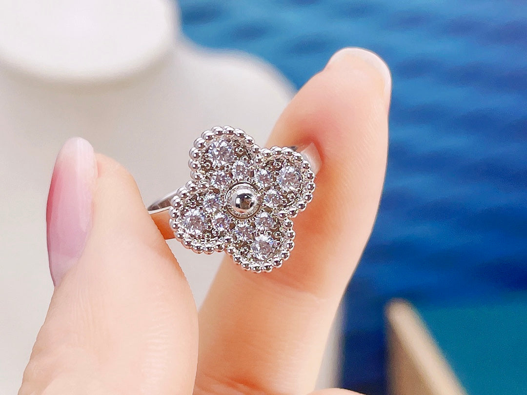 [Panda Jewelry]CLOVER DIAMOND RING