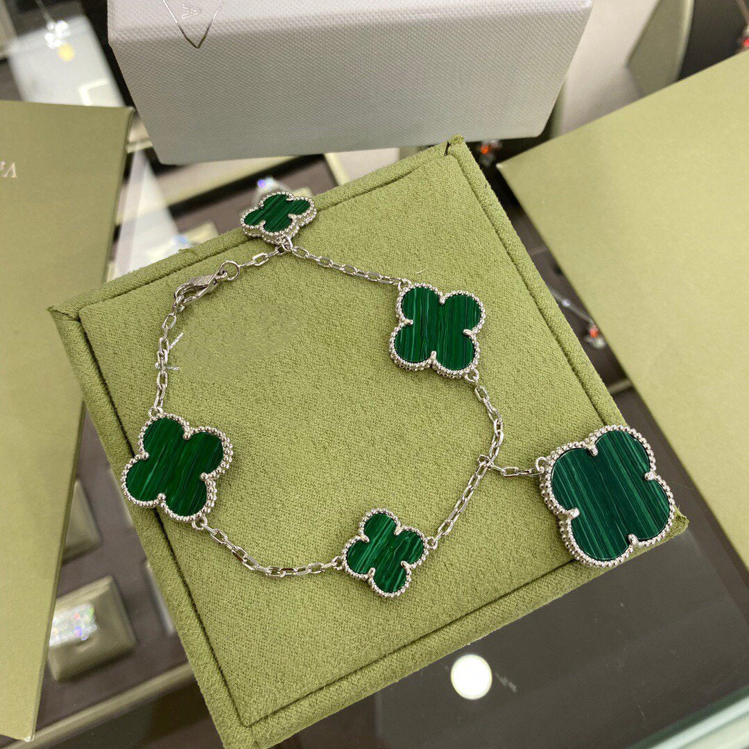 [Panda Jewelry]CLOVER 5 MOTIFS SIVLER MALACHITE BRACELET