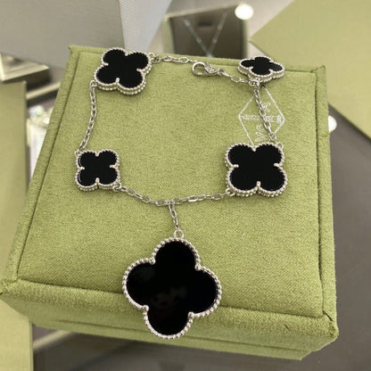 [Panda Jewelry]CLOVER 5 MOTIFS SIVLER ONYX BRACELET