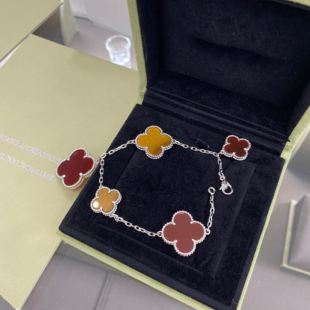 [Panda Jewelry]CLOVER 5 MOTIFS SIVLER CARNELIAN TIGER EYE BRACELET
