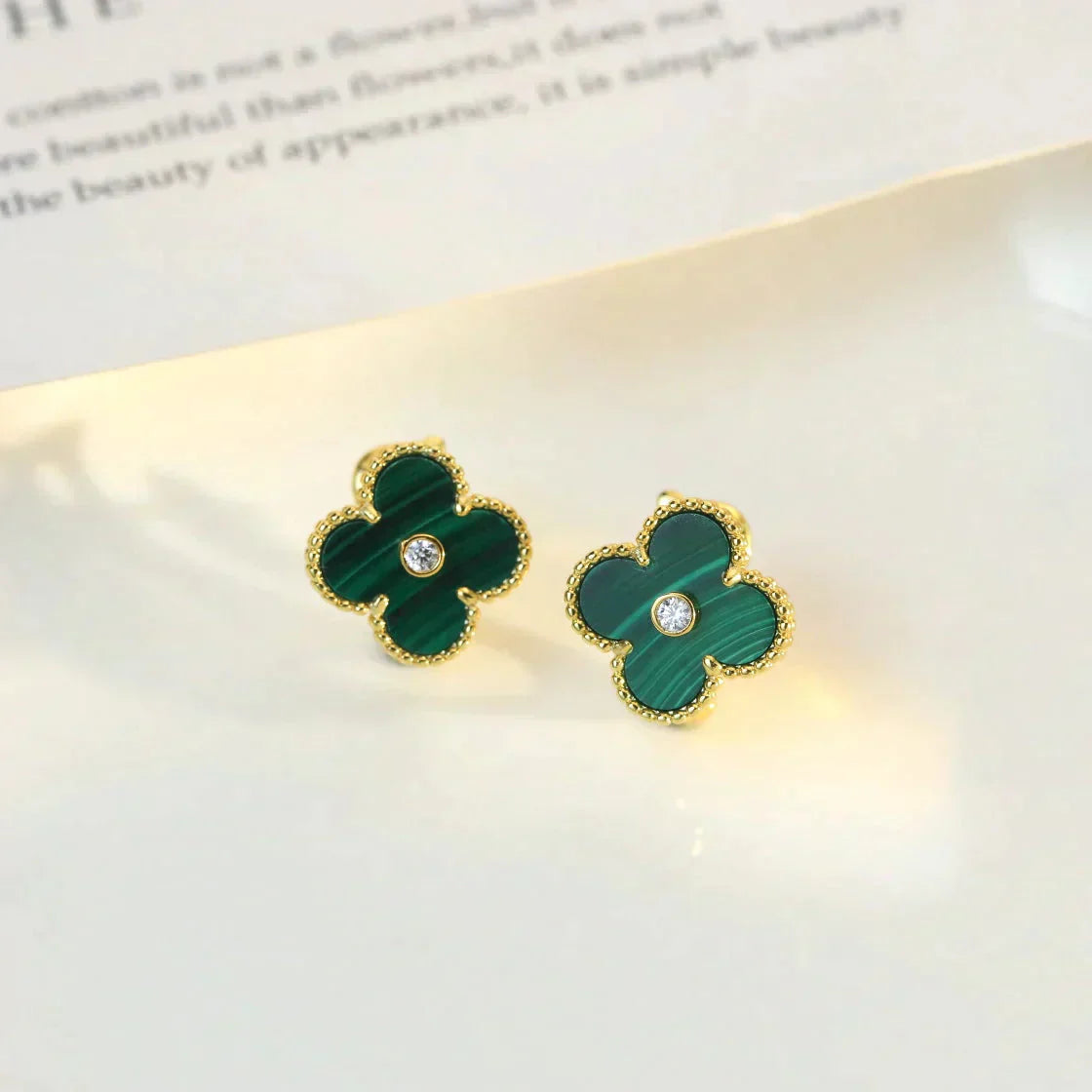 [Panda Jewelry]CLOVER MEDIUM 1 MOTIFS MALACHITE DIAMOND EARRINGS