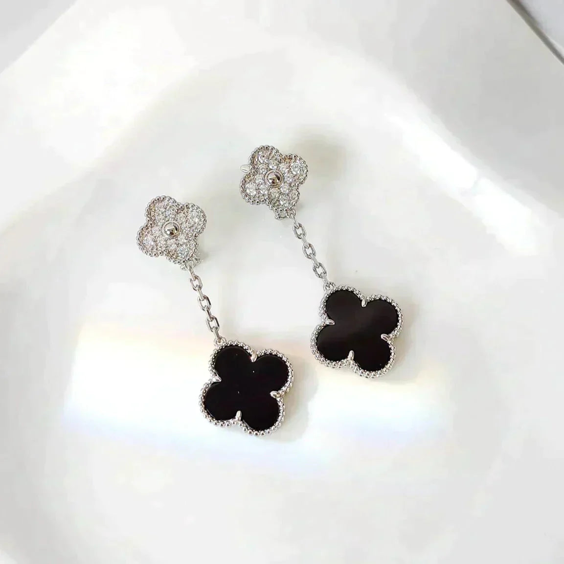 [Panda Jewelry]CLOVER 2 MOTIFS  DIAMOND ONYX EARRINGS SILVER