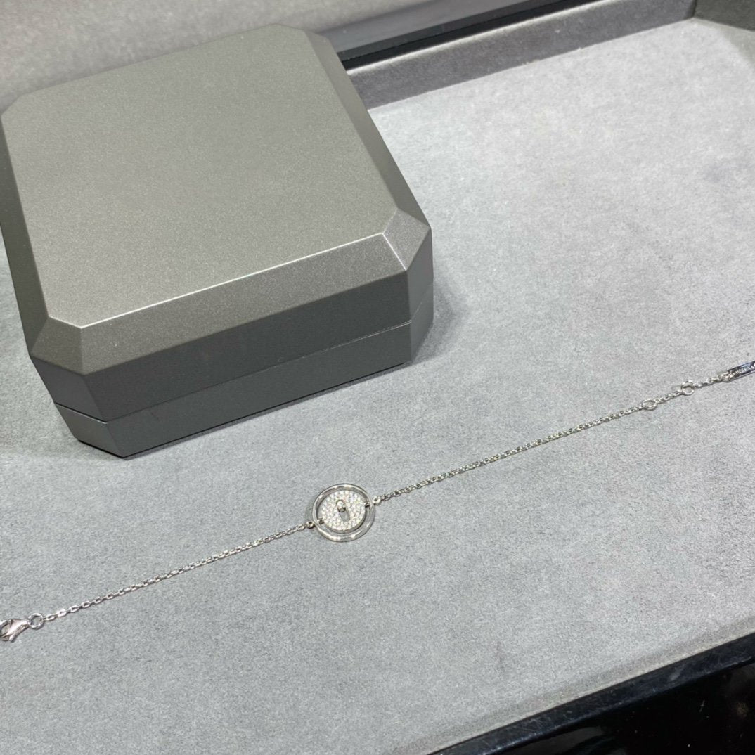 [Panda Jewelry]LUCKY MOVE DIAMOND PAVED BRACELET