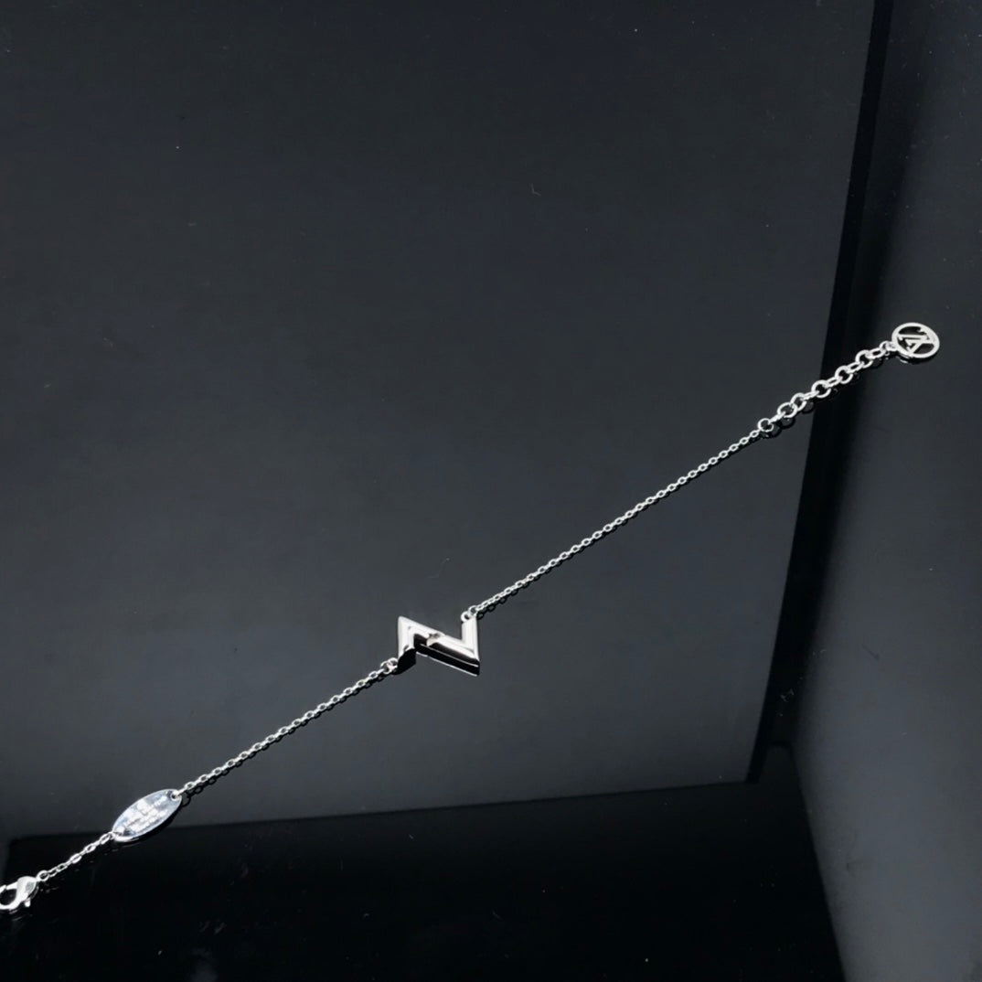 [Panda Jewelry]VOLT LV LOGO BRACELET
