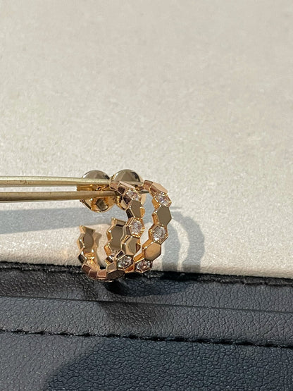 [Panda Jewelry]Hollow Design Four-Leaf Clover Flower Shape Ring