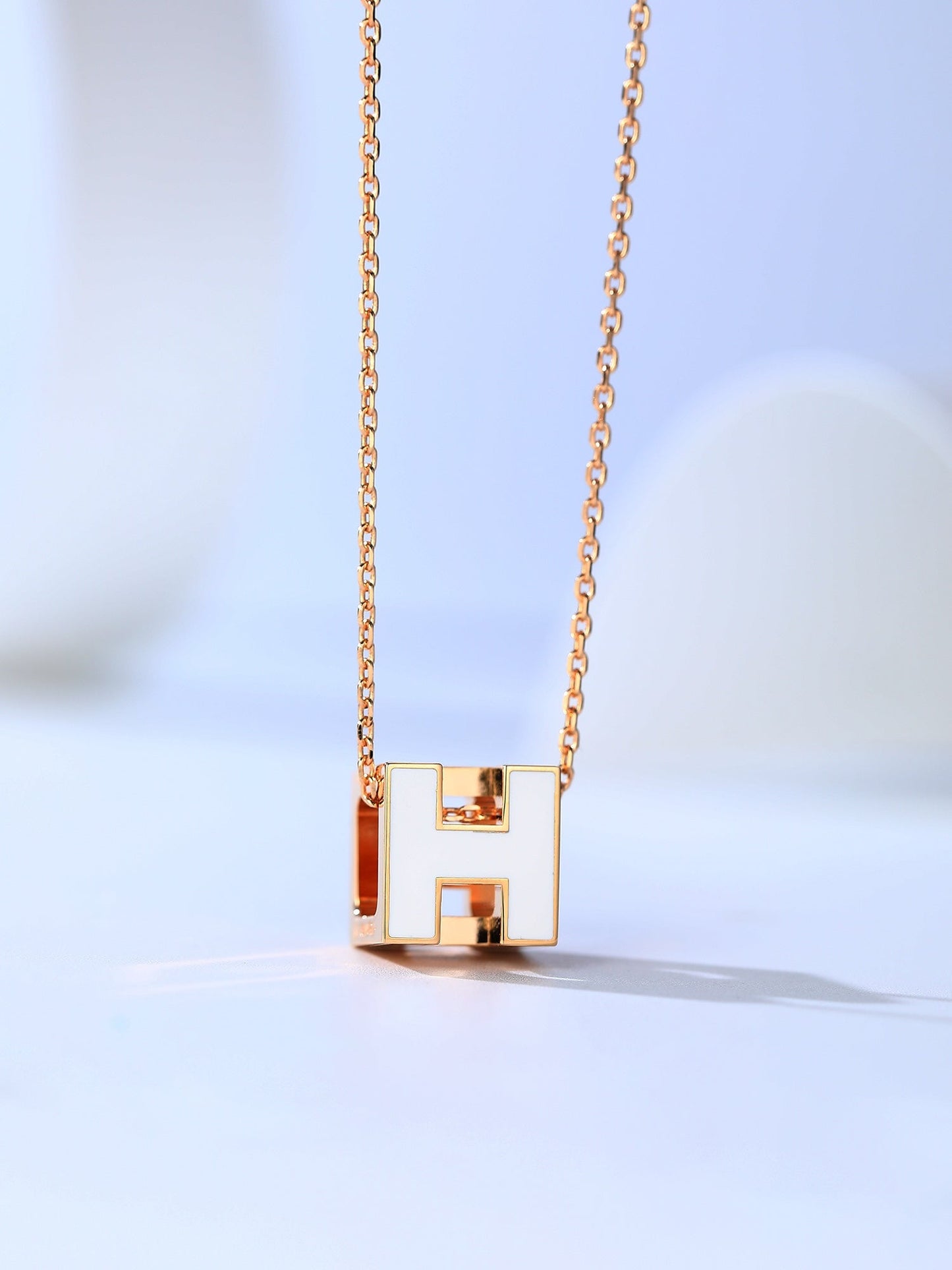 [Panda Jewelry]H CAGE PINK GOLD NECKLACE