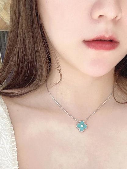 [Panda Jewelry]CLOVER 1 DIAMOND LIGHT BLUE SILVER NECKLACE