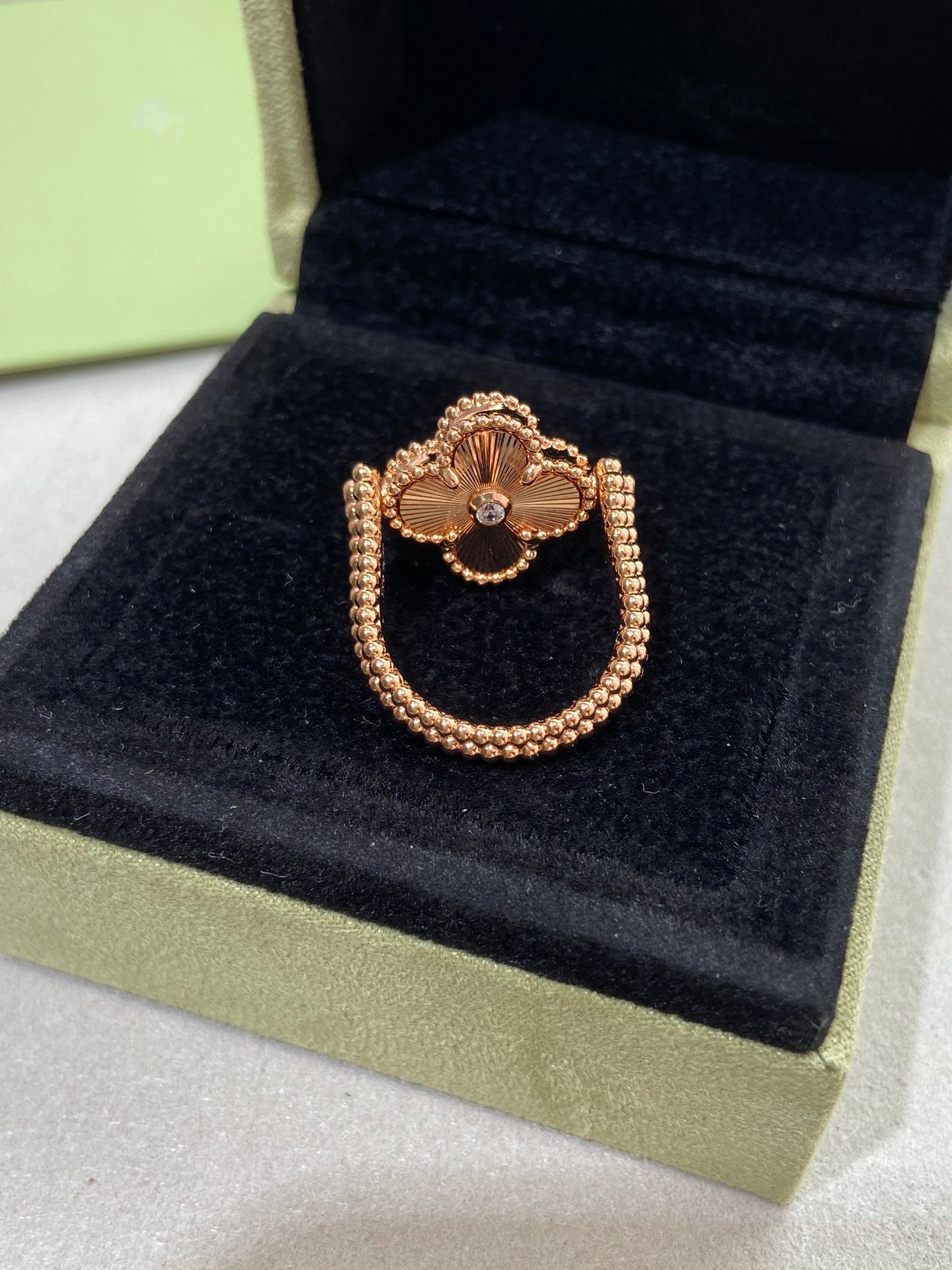 [Panda Jewelry]CLOVER RIVERSIBLE ROSE GOLD RING