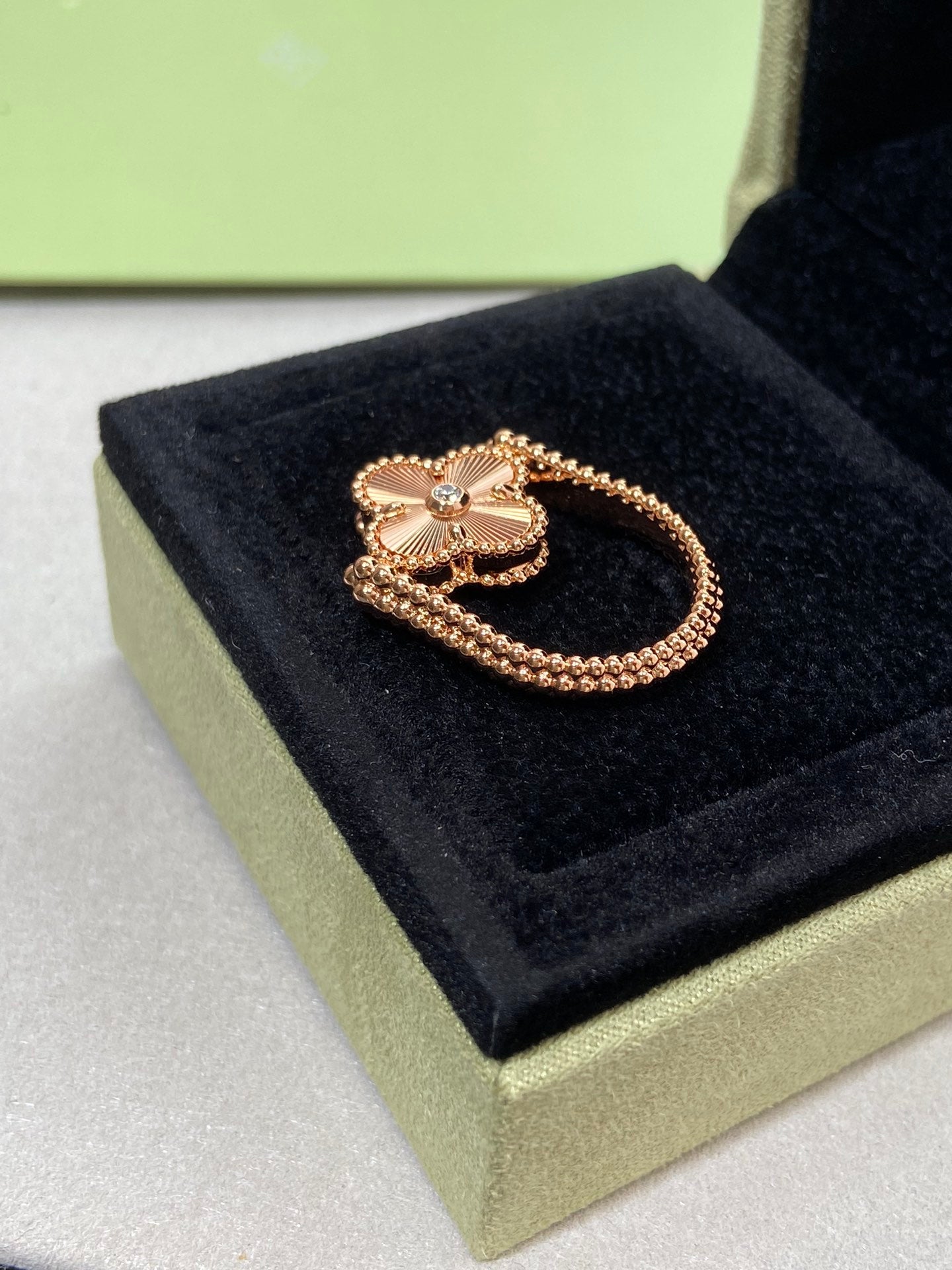 [Panda Jewelry]CLOVER RIVERSIBLE ROSE GOLD RING