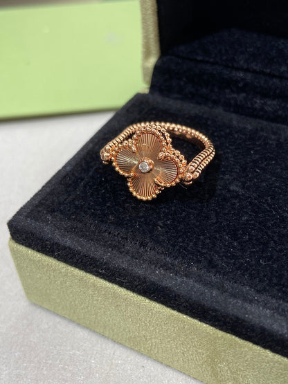 [Panda Jewelry]CLOVER RIVERSIBLE ROSE GOLD RING