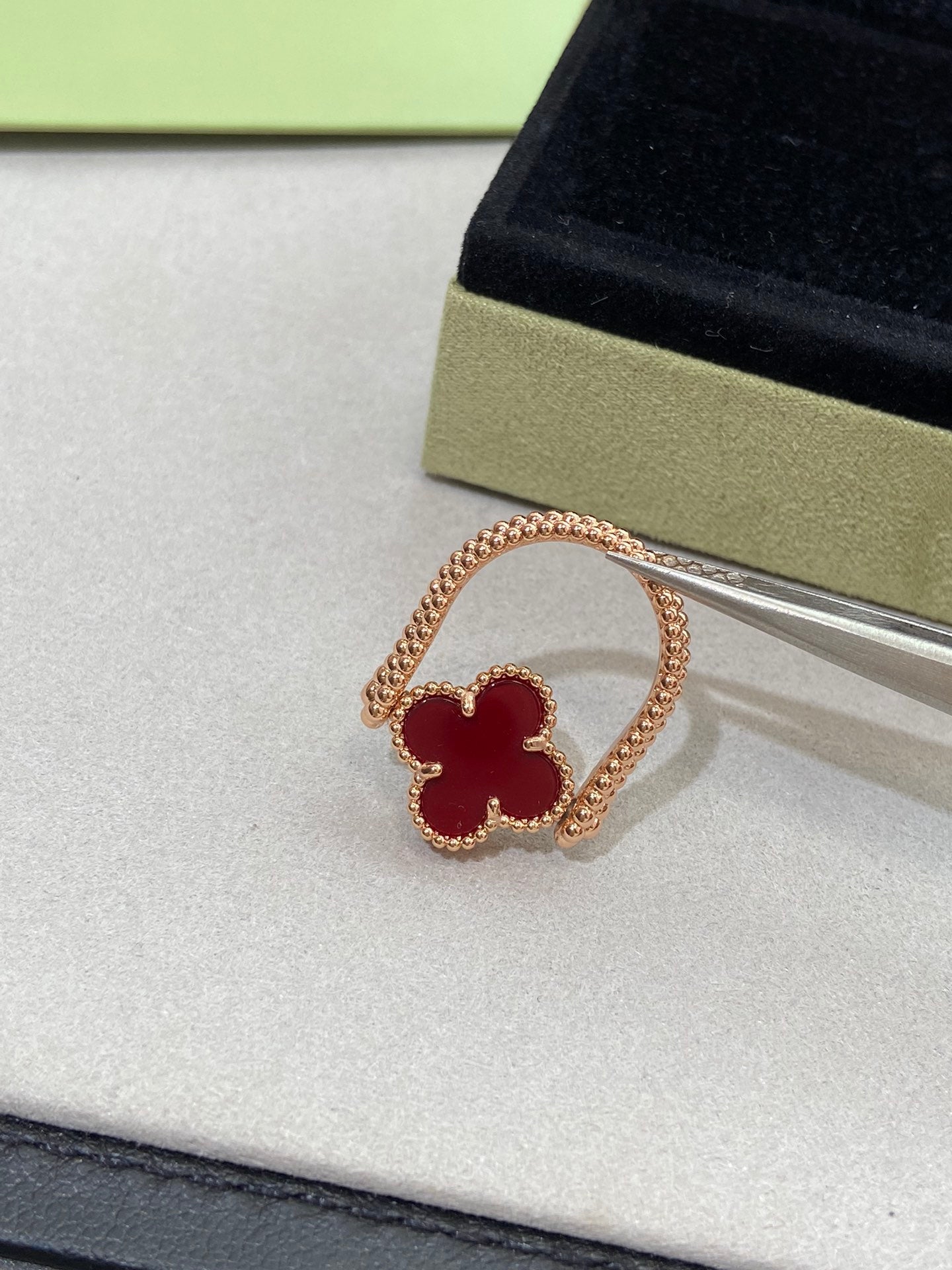 [Panda Jewelry]CLOVER RIVERSIBLE ROSE GOLD RING