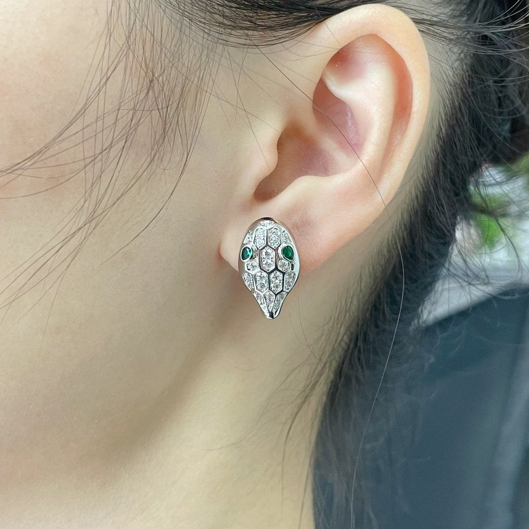 [Panda Jewelry]SERPENT DIAMOND STUD EARRINGS