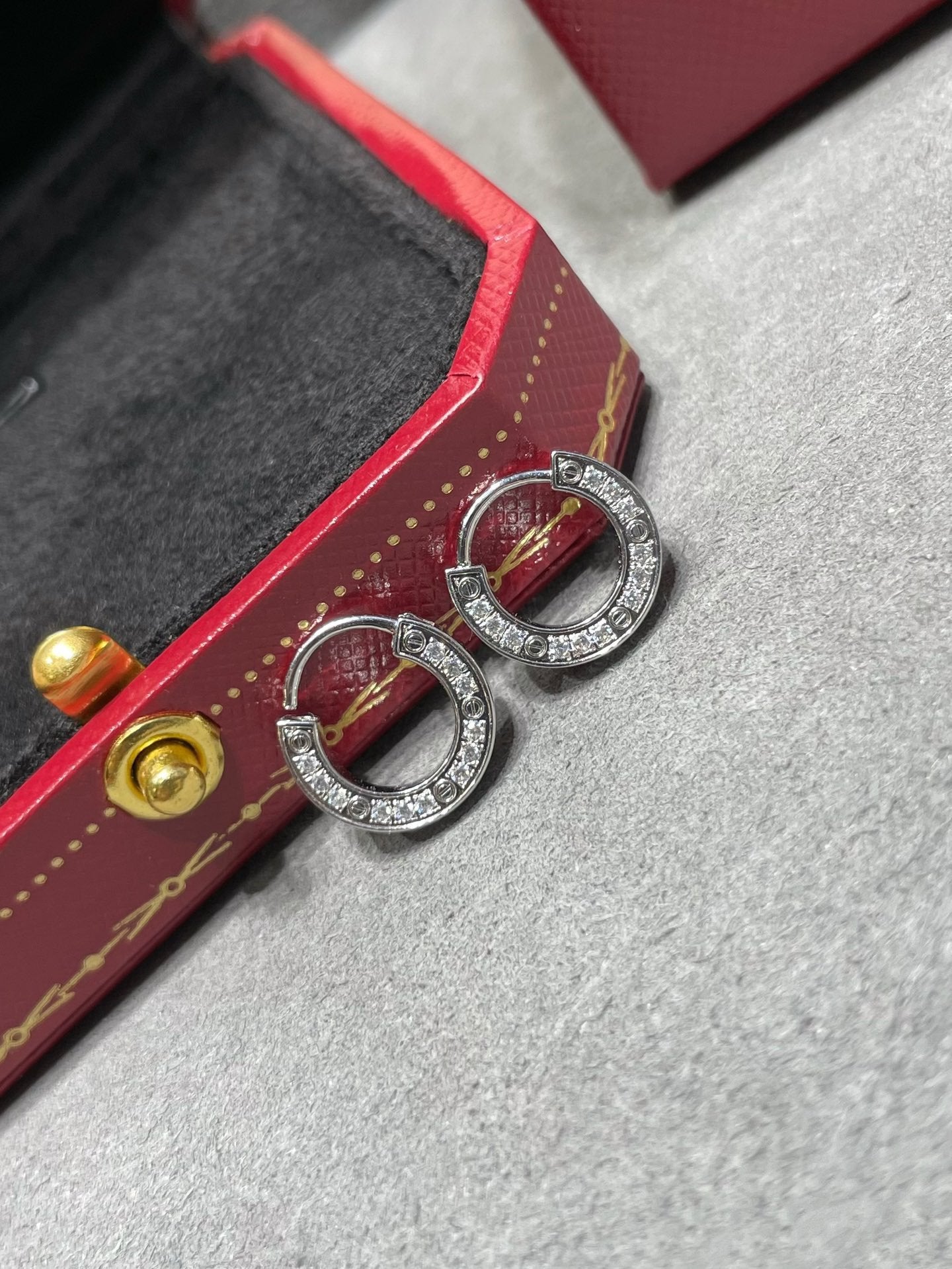 [Panda Jewelry]LOVE DIAMOND EARRINGS