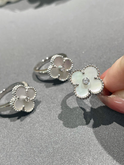 [Panda Jewelry]CLOVER SILVER MOP DIAMOND RING
