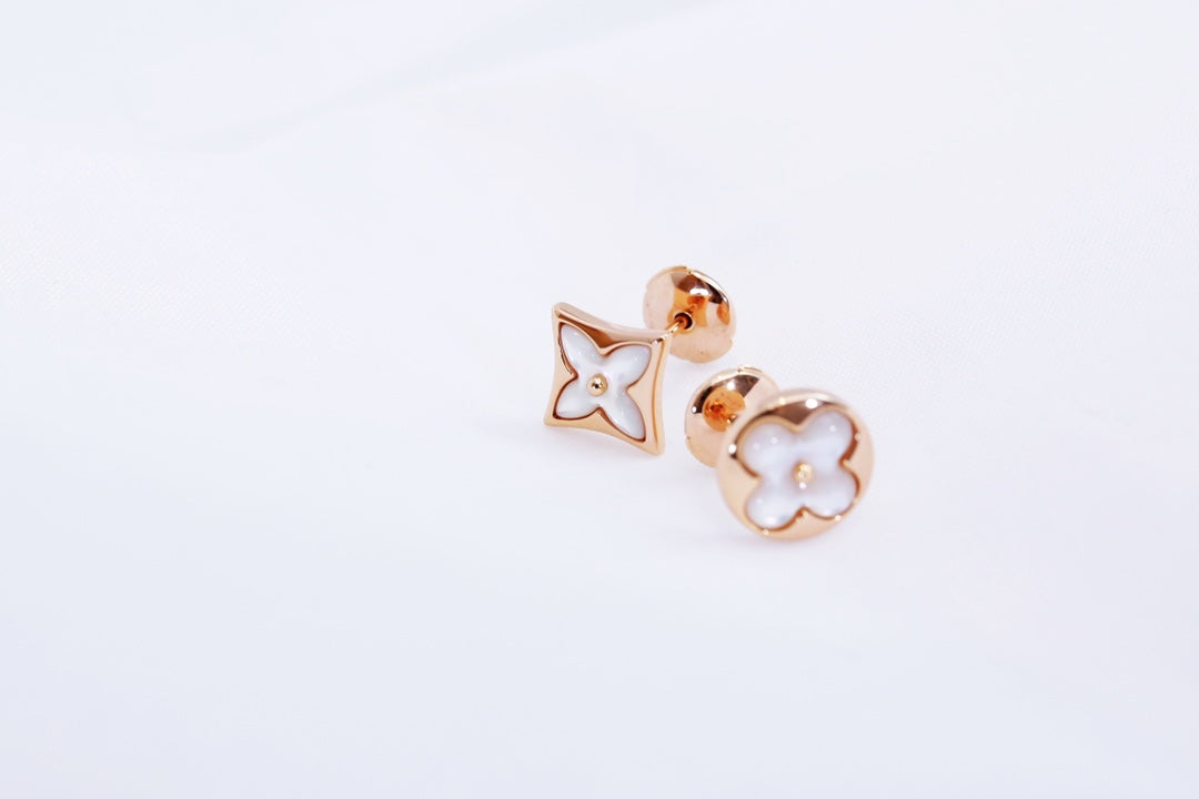 [Panda Jewelry]STAR AND SUN PINK GOLD MOP STUD EARRINGS