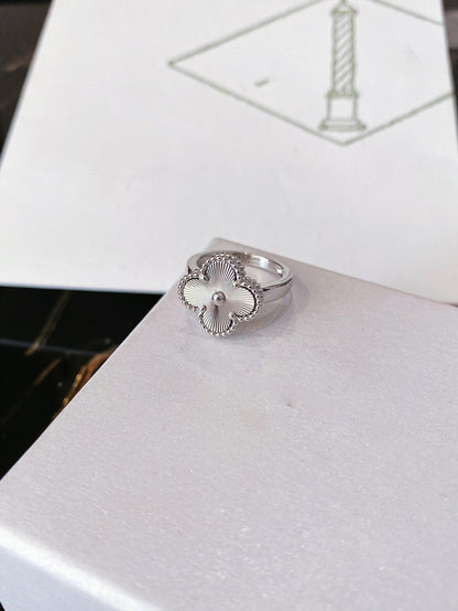[Panda Jewelry]CLOVER SILVER RING