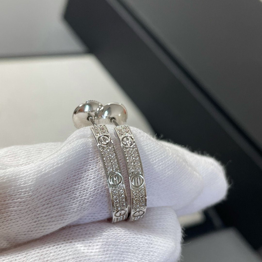 [Panda Jewelry]LOVE DIAMOND SILVER HOOP EARRINGS