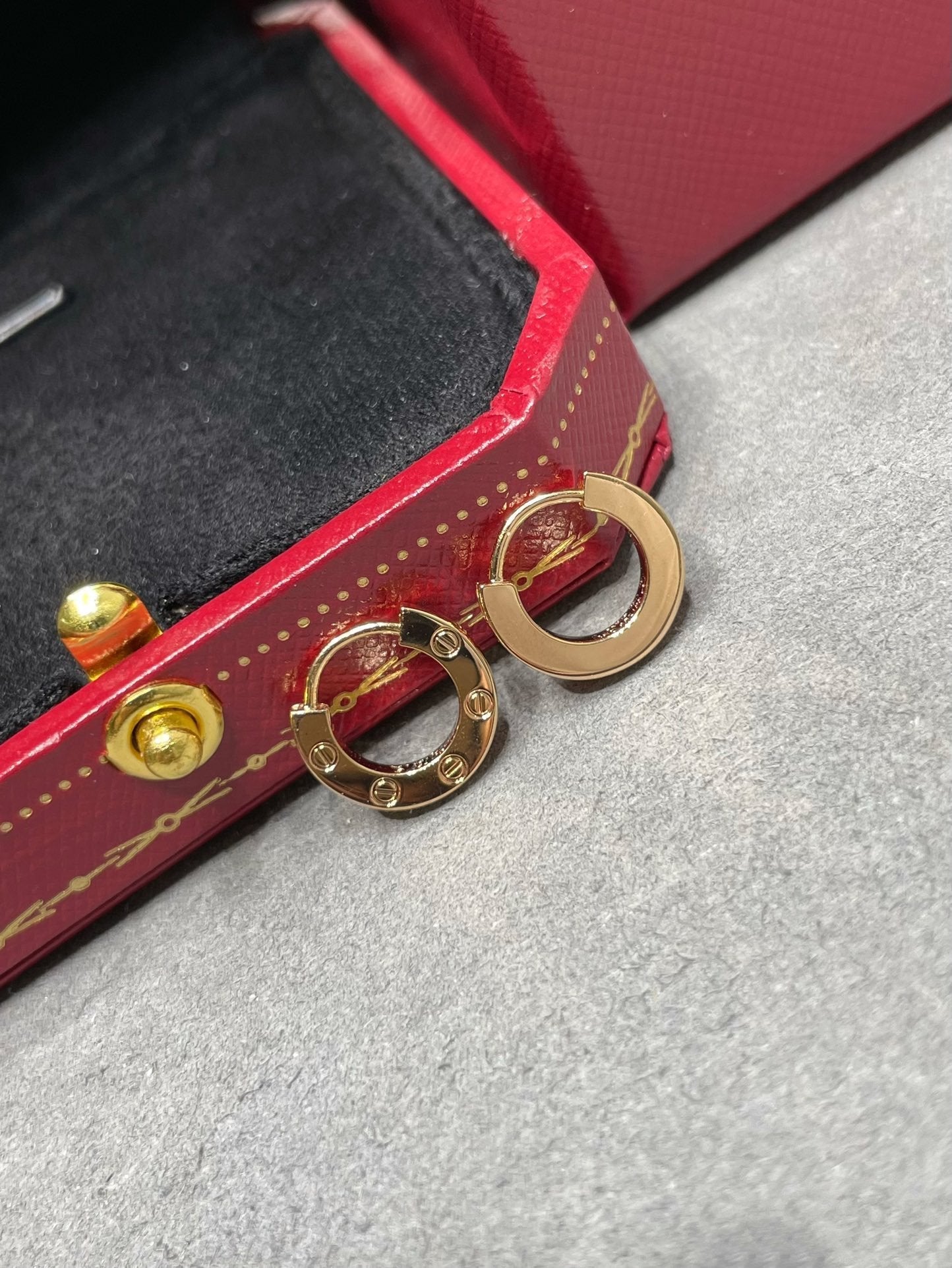 [Panda Jewelry]LOVE MINI EARRINGS