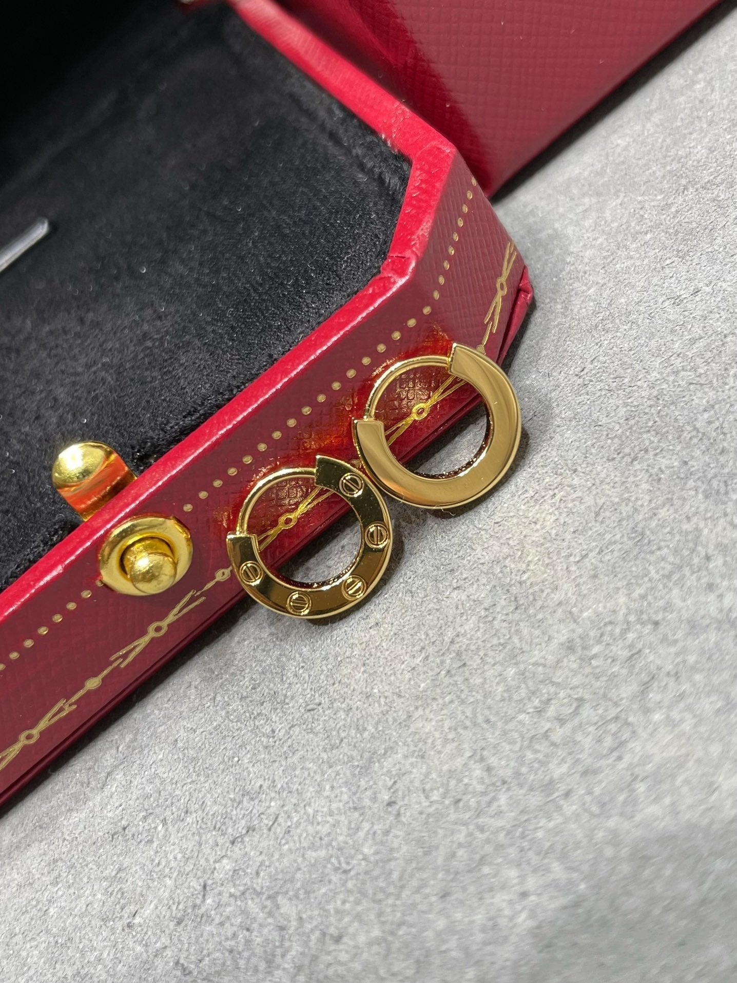 [Panda Jewelry]LOVE MINI EARRINGS