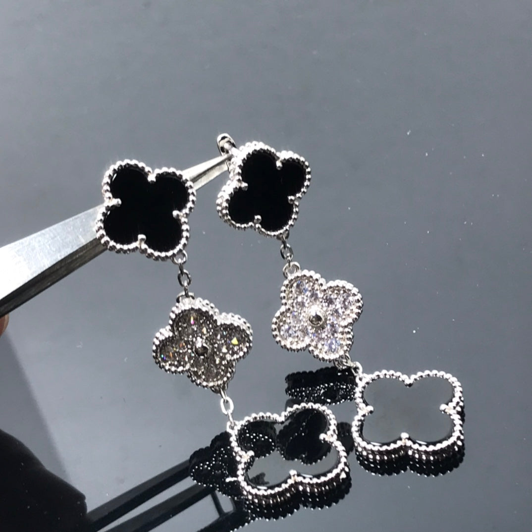 [Panda Jewelry]CLOVER 3 MOTIF DIAMOND ONYX SILVER EARRINGS