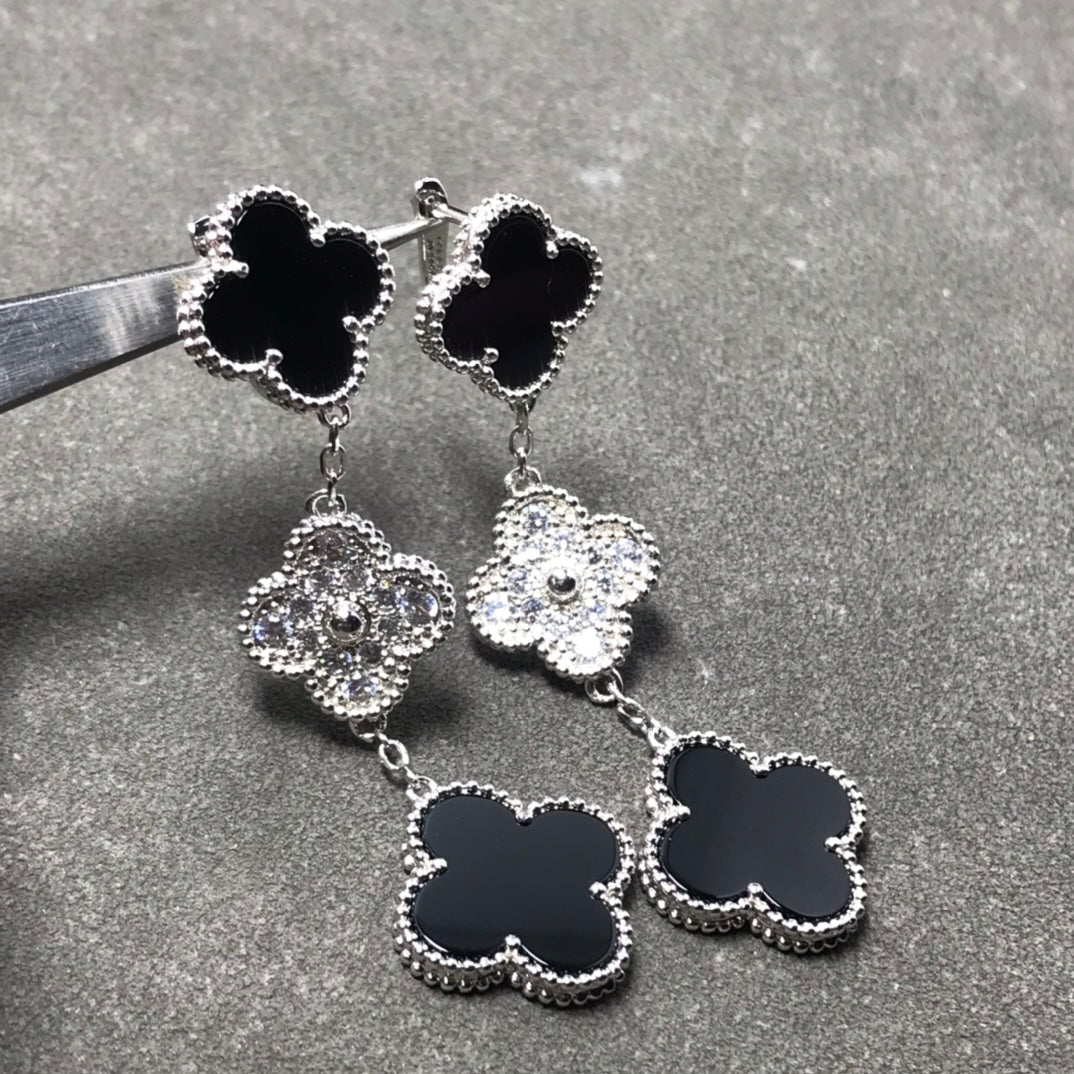 [Panda Jewelry]CLOVER 3 MOTIF DIAMOND ONYX SILVER EARRINGS