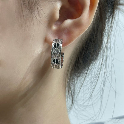 [Panda Jewelry]LOVE CERAMIC DIAMOND PAVED SILVER EARRINGS