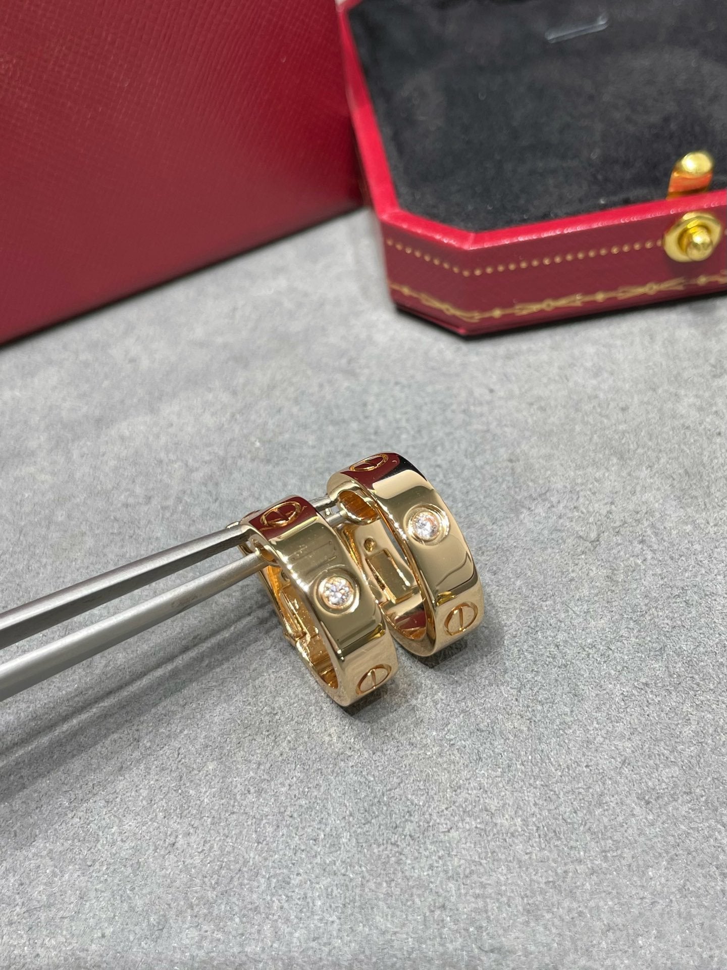 [Panda Jewelry]LOVE 5.5MM 1 DIAMOND EARRINGS