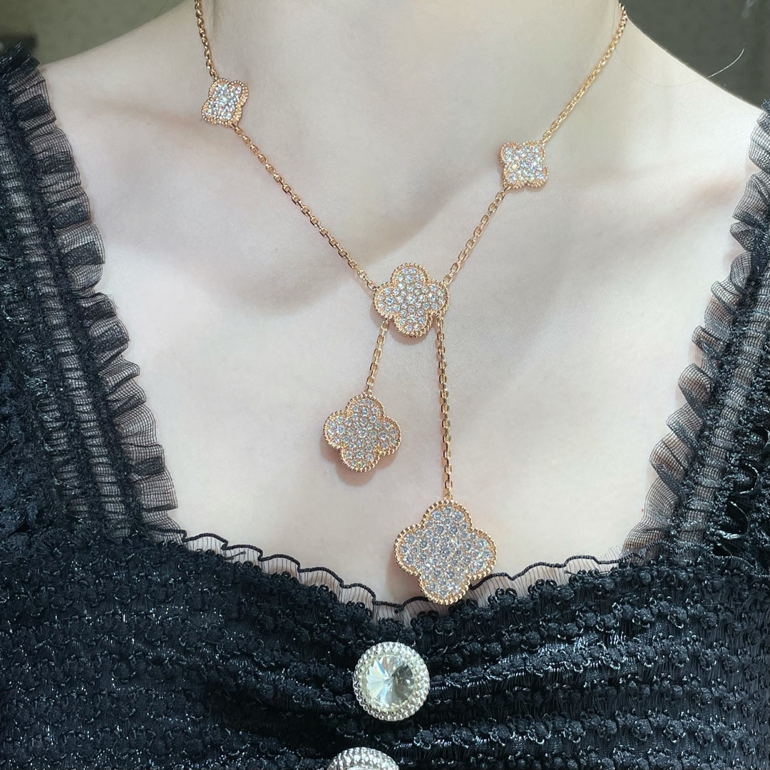 [Panda Jewelry]CLOVER 6 MOTIF DIAMOND PAVED NECKLACE