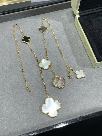 [Panda Jewelry]CLOVER 6 MOTIF MOP ONYX GOLD NECKLACE