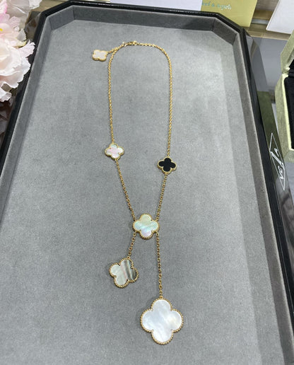 [Panda Jewelry]CLOVER 6 MOTIF MOP ONYX GOLD NECKLACE