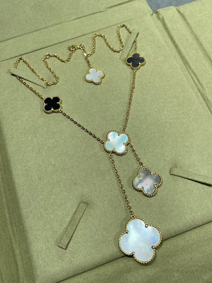 [Panda Jewelry]CLOVER 6 MOTIF MOP ONYX GOLD NECKLACE