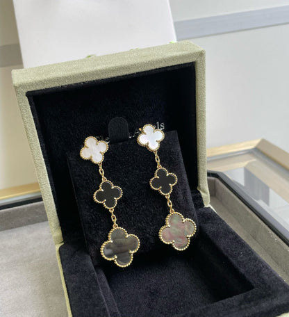 [Panda Jewelry]CLOVER 3 MOTIF MOP ONYX DARK MOP PINK GOLD EARRINGS