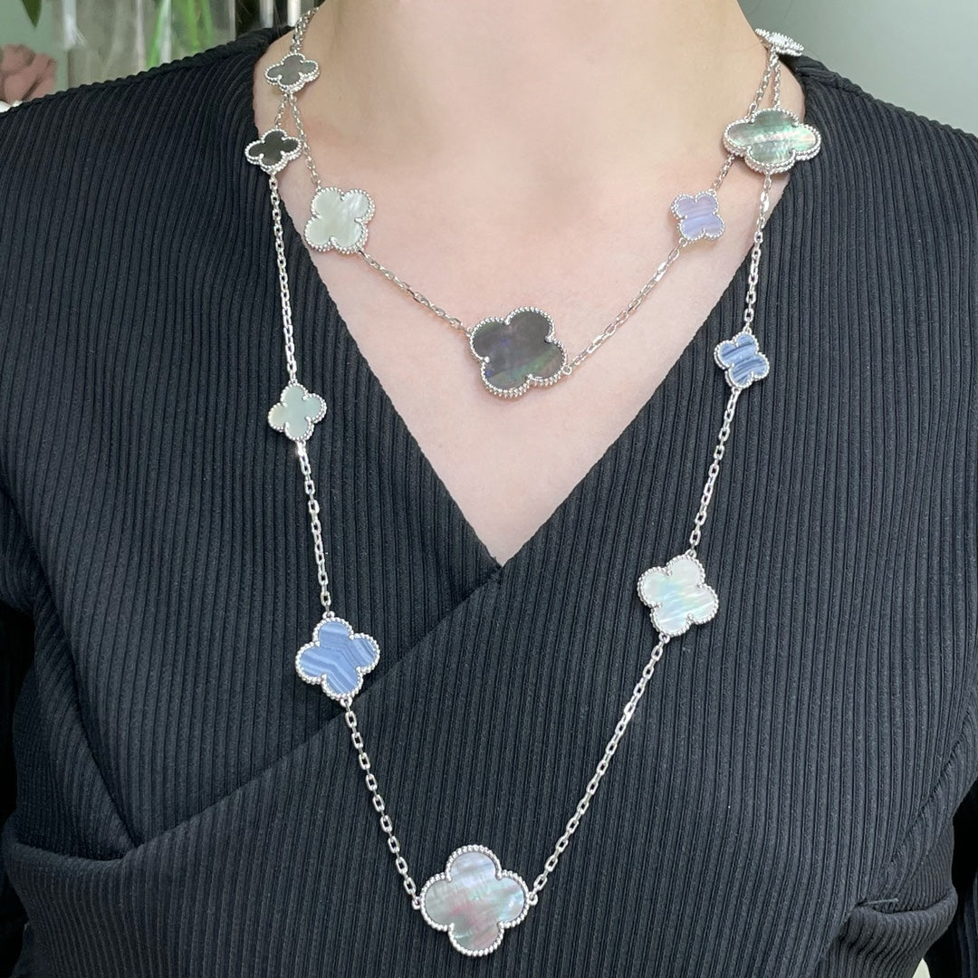 [Panda Jewelry]CLOVER 16 MOTIF CHALCEDONY MOP SILVER NECKLACE
