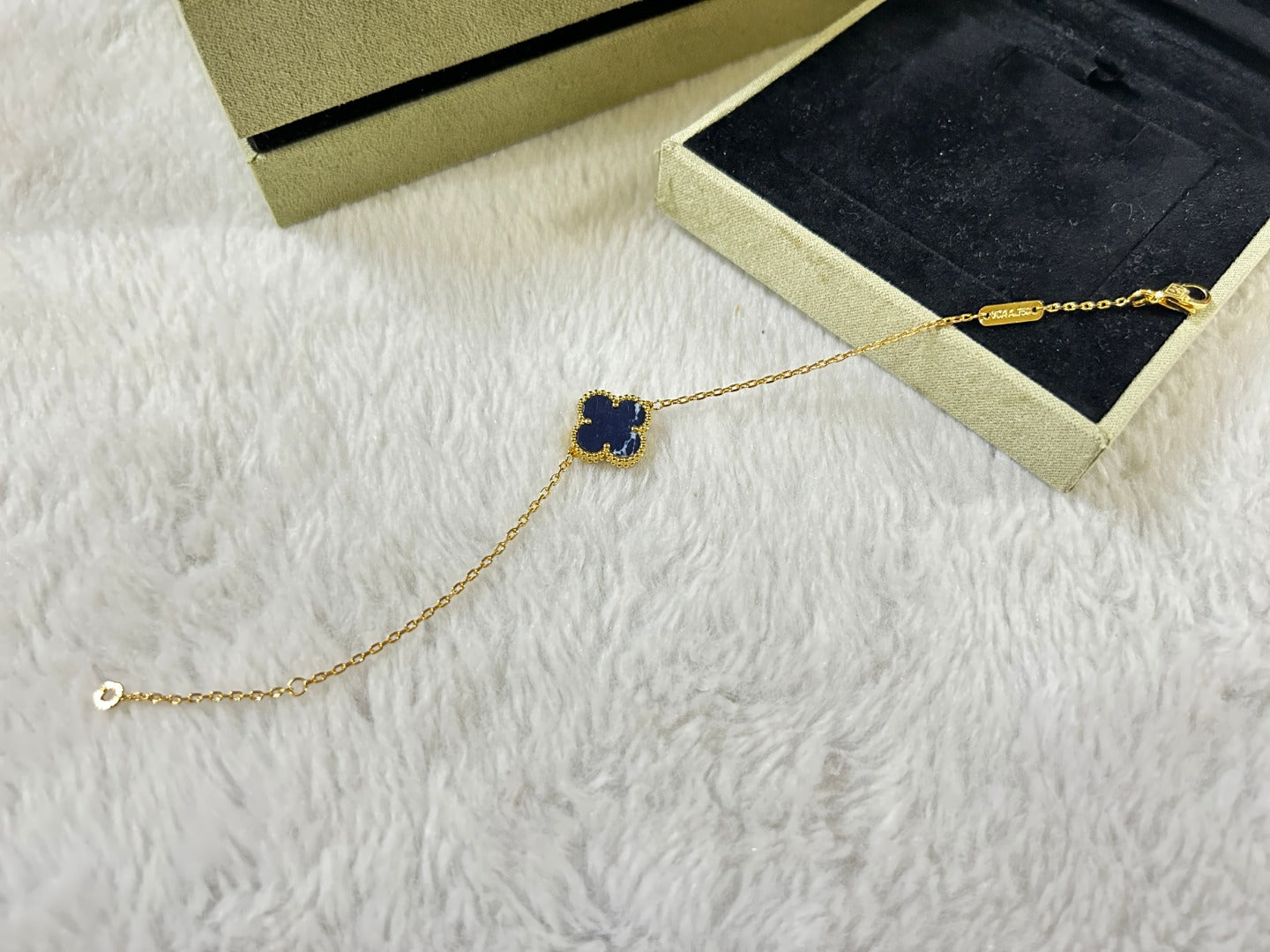 [Panda Jewelry]CLOVER 1 MOTIF PIETERSITE BRACELET