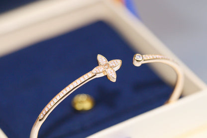 [Panda Jewelry]IDYLLE PINK GOLD OPEN BRACELET DIAMOND PAVED