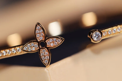 [Panda Jewelry]IDYLLE GOLD OPEN BRACELET DIAMOND PAVED
