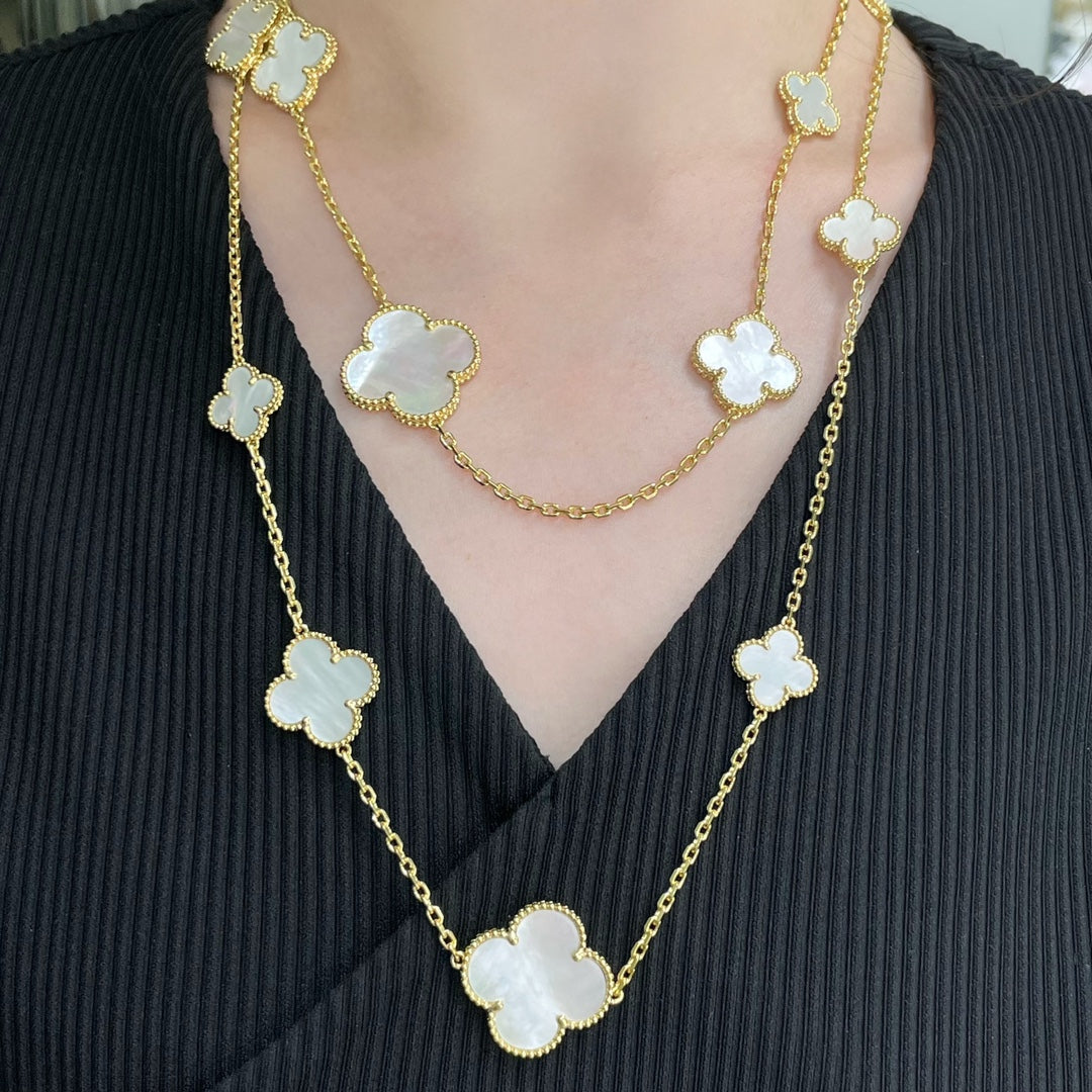 [Panda Jewelry]CLOVER 16 MOTIF WHITE MOP GOLD NECKLACE