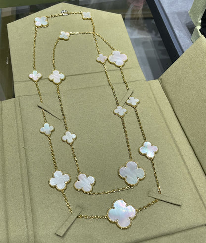 [Panda Jewelry]CLOVER 16 MOTIF WHITE MOP GOLD NECKLACE