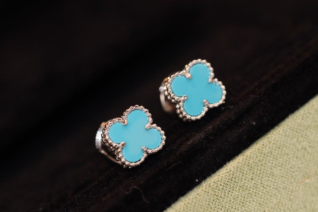 [Panda Jewelry]CLOVER MINI TURQUOISE SILVER STUD EARRINGS