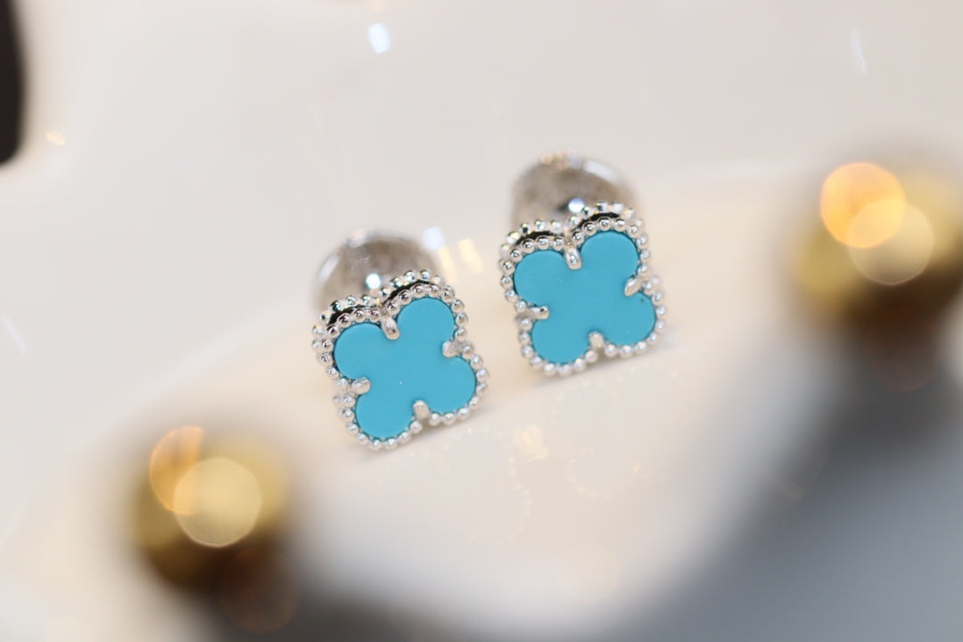[Panda Jewelry]CLOVER MINI TURQUOISE SILVER STUD EARRINGS